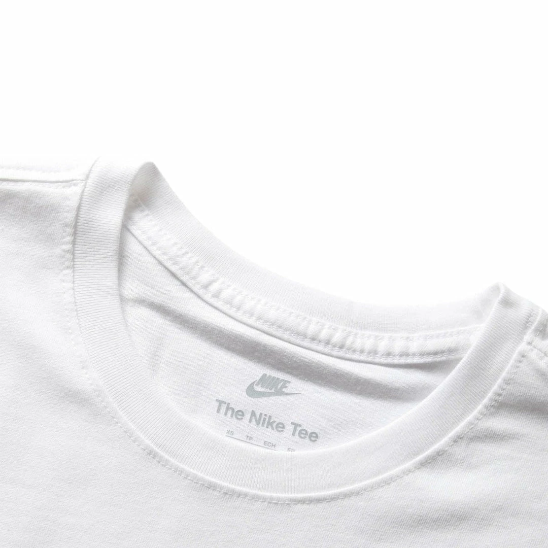 Best deal βοΈ NIKE SPORTSWEAR T-SHIRT π 3 NIKE SPORTSWEAR T-SHIRT