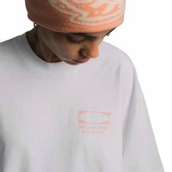 Bricks & Wood INSTRUCTIONS TEE T-Shirts & Long Sleeves