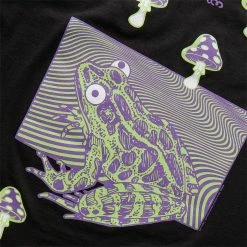 Cold World Frozen Goods FROG WORLD TEE