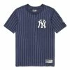 New Era CITY ARCH SS TEE YANKEES T-Shirts & Long Sleeves