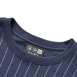 New Era CITY ARCH SS TEE YANKEES T-Shirts & Long Sleeves