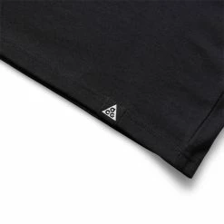 NIKE ACG TEE T-Shirts & Long Sleeves