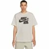 Nike SPORTSWEAR TEE T-Shirts & Long Sleeves