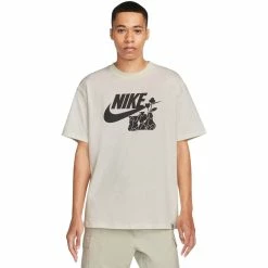 Nike SPORTSWEAR TEE T-Shirts & Long Sleeves