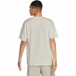Nike SPORTSWEAR TEE T-Shirts & Long Sleeves