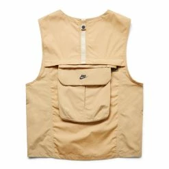 NIKE SPORTSWEAR TECH PACK