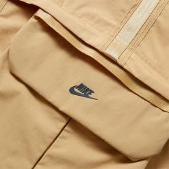 NIKE SPORTSWEAR TECH PACK