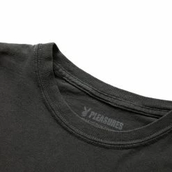 Pleasures X PLAYBOY ENTERTAINMENT PIGMENT DYE T-SHIRT T-Shirts & Long Sleeves