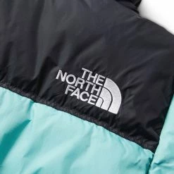The North Face WOMEN'S 96 RETRO NUPTSE JACKET